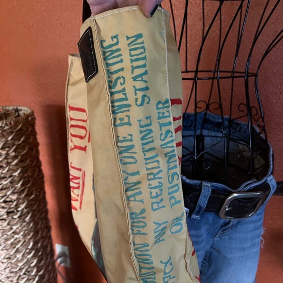 👜 I WANT YOU - Military Navy Branch Themed Tote Bag with Magnetic Button Closure - Picture 3 of 9